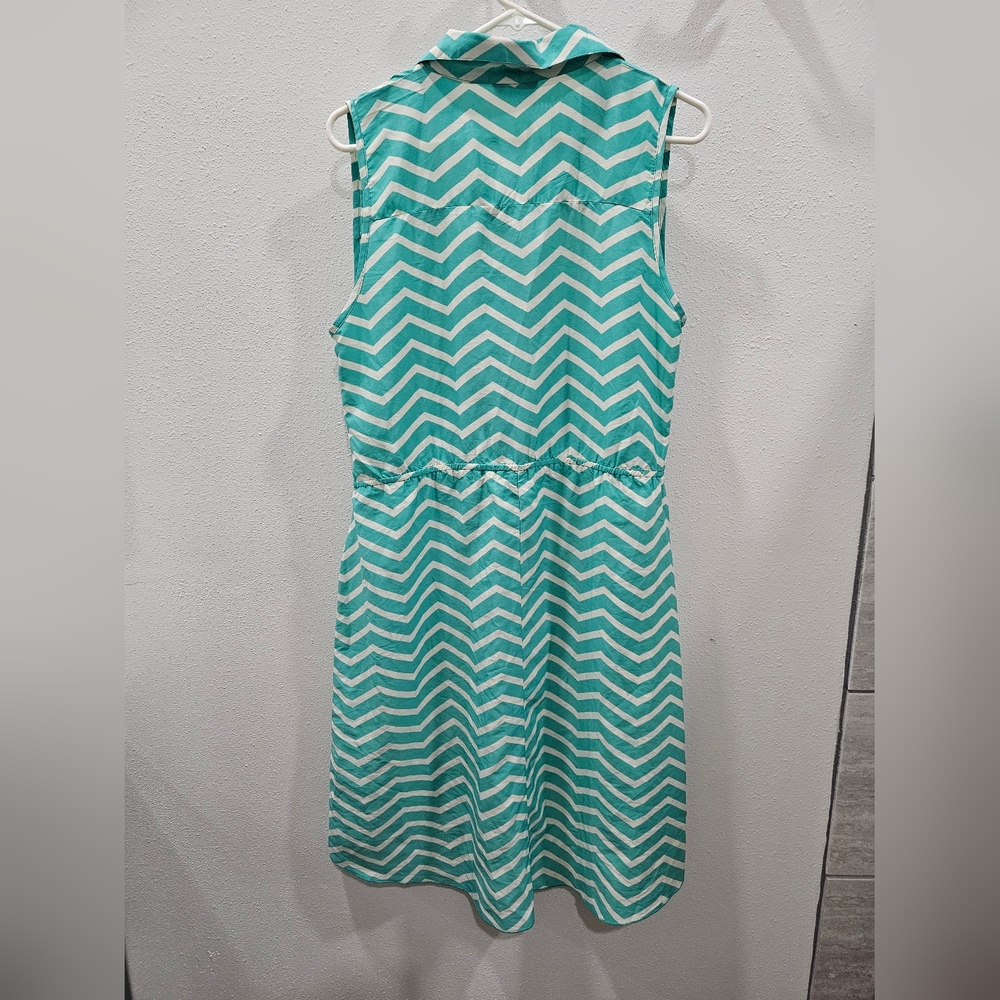 Chevron pattern real hi low dress - Picture 2 of 7